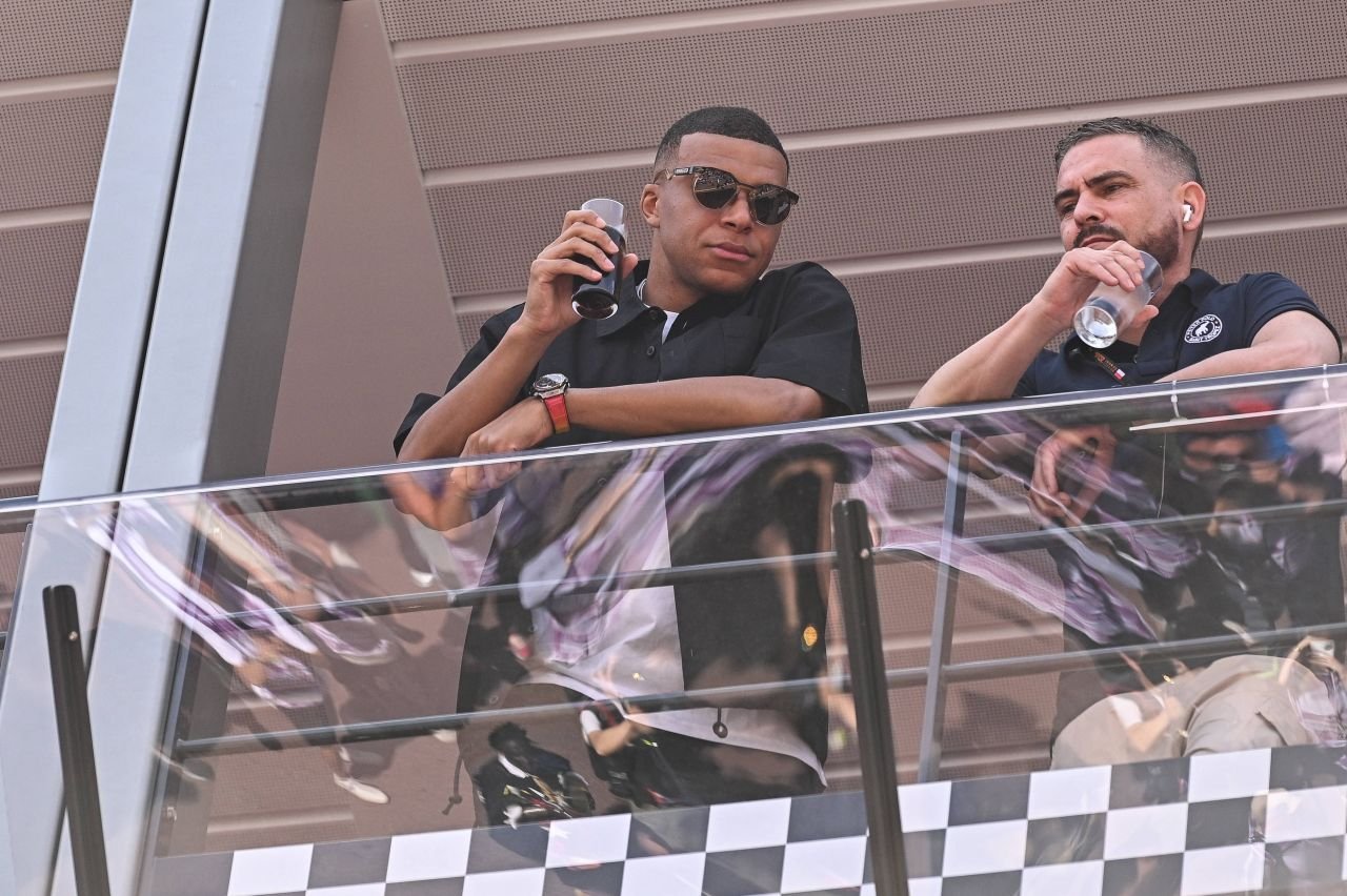 &rdquo;Ne vedem cur&acirc;nd la Real Madrid?&rdquo; Reacția lui Kylian Mbappe la &icirc;ntrebarea reporterului