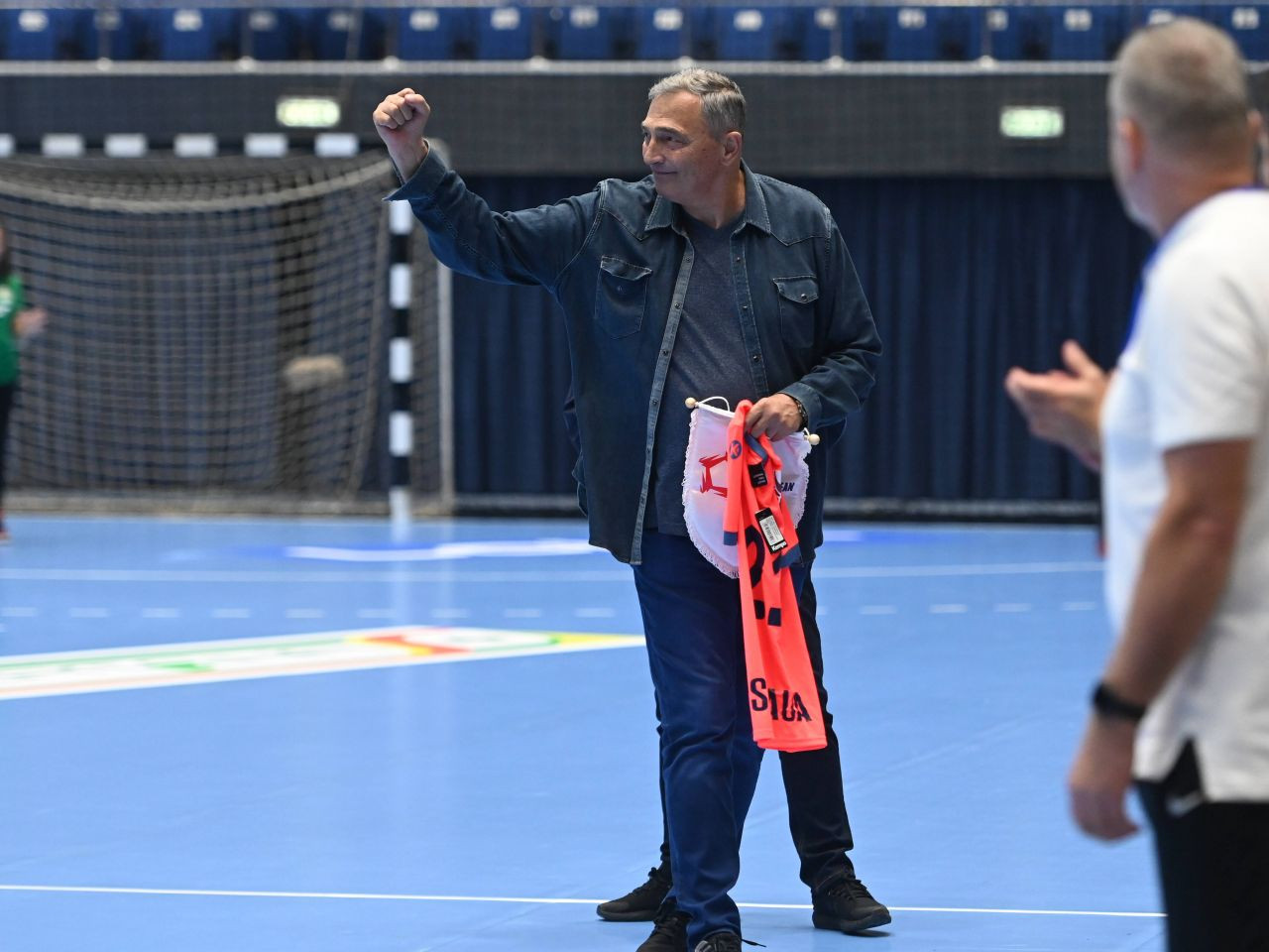 Ștefan Birtalan a fost înmormântat cu onoruri militare. 