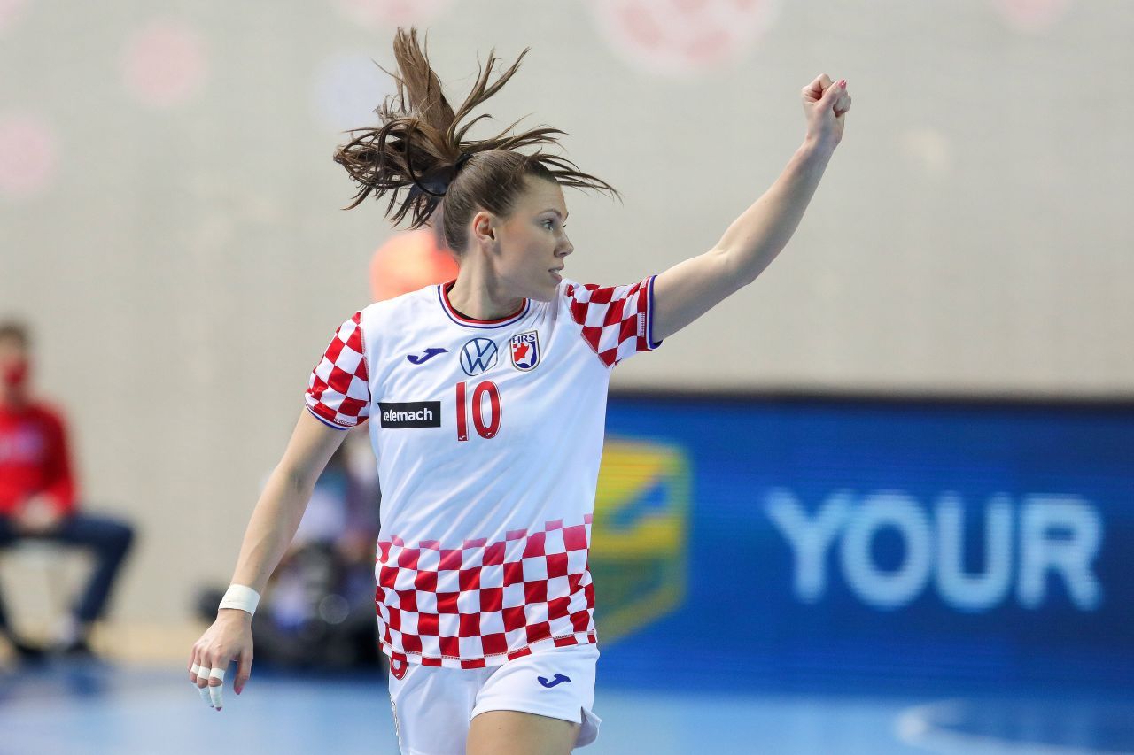 Daria, Sara, și acum Dejana! Ziua și transferul spectaculos pentru echipa din Liga Florilor_12