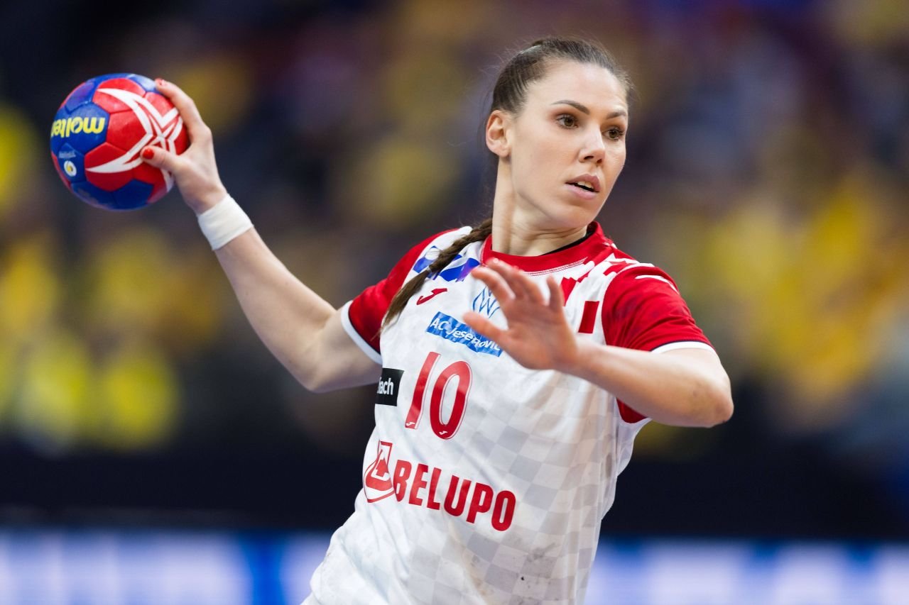Daria, Sara, și acum Dejana! Ziua și transferul spectaculos pentru echipa din Liga Florilor_15