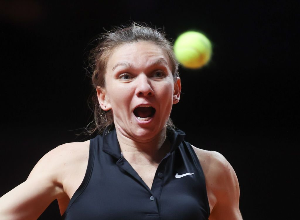 A bătut-o pe Halep în semifinalele Wimbledon 2022, iar acum lumea o urăște. Ce a făcut Rybakina la Roland Garros_73