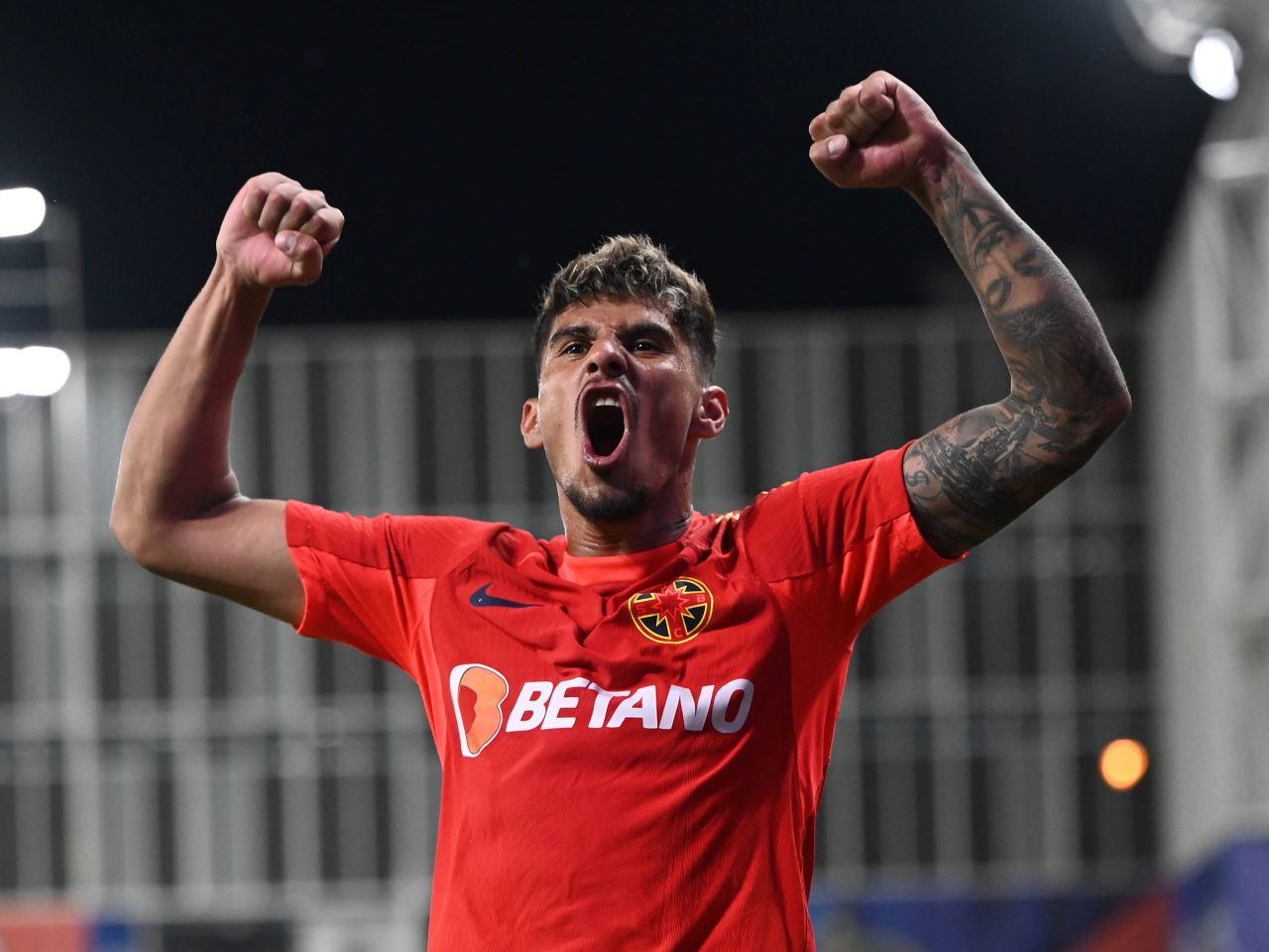 Florinel Coman ”l-a retras din fotbal” pe mijlocașul-emblemă al FCSB-ului: ”Îi mulțumesc lui Dumnezeu”_4