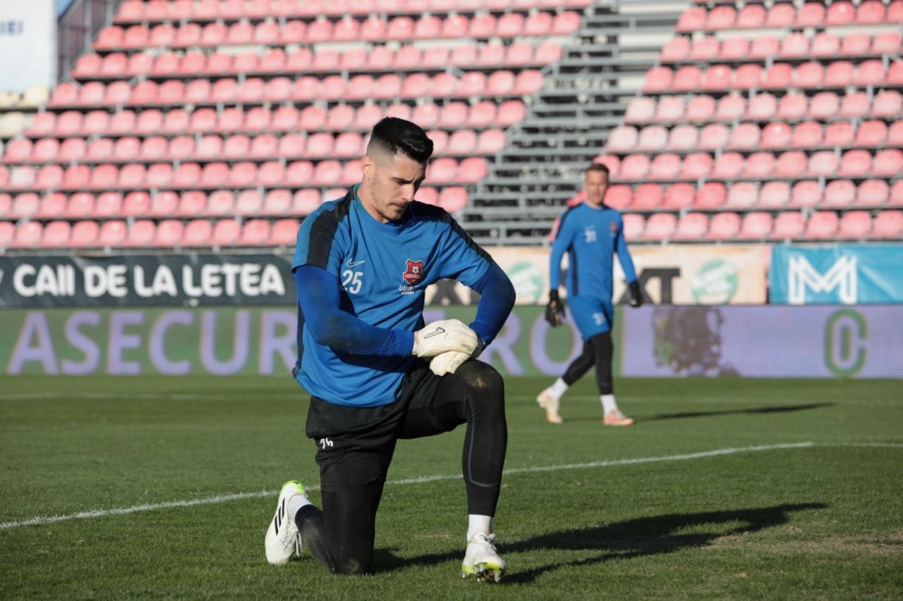 MERCATO VARĂ 2024. Echipele din Superligă fac spectacol și pe piața transferurilor_11
