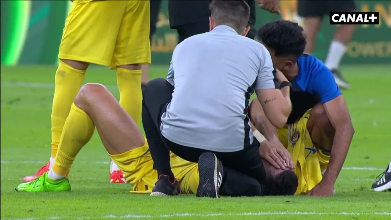 Cristiano Ronaldo, imposibil de consolat după un nou trofeu pierdut! Al Nassr a anunțat ce se întâmplă cu CR7_3