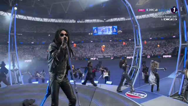 Atmosferă incendiară înaintea finalei Champions League! Lenny Kravitz a dat startul_36
