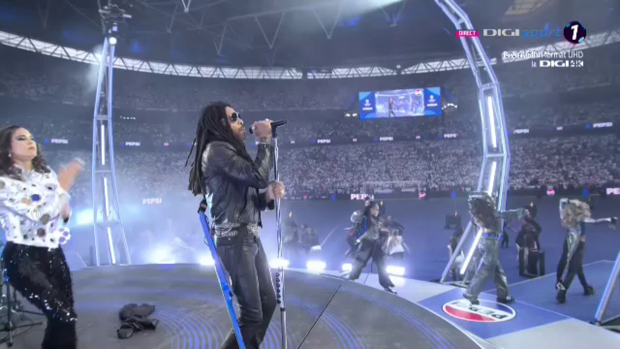 Atmosferă incendiară înaintea finalei Champions League! Lenny Kravitz a dat startul_39