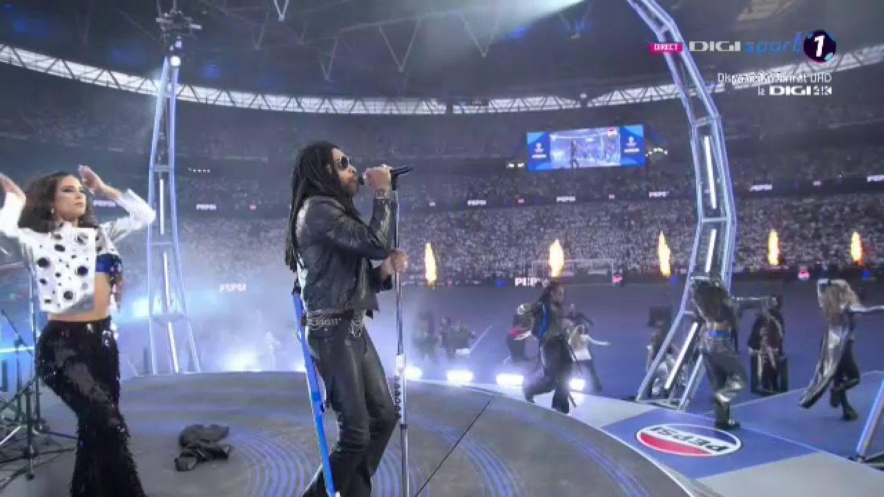Atmosferă incendiară înaintea finalei Champions League! Lenny Kravitz a dat startul_40