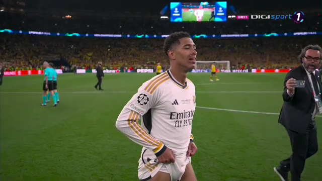 „Explozie” pe teren! Cum au sărbătorit jucătorii de la Real Madrid după triumful din Champions League_12