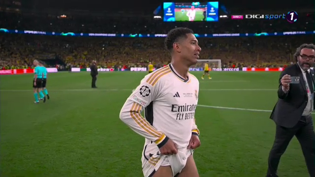 „Explozie” pe teren! Cum au sărbătorit jucătorii de la Real Madrid după triumful din Champions League_13