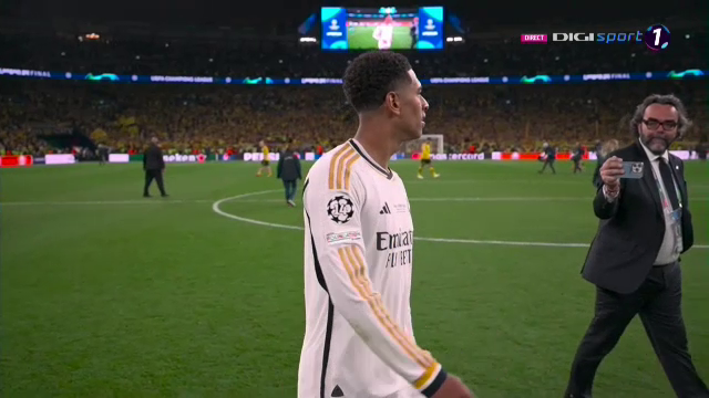 „Explozie” pe teren! Cum au sărbătorit jucătorii de la Real Madrid după triumful din Champions League_18