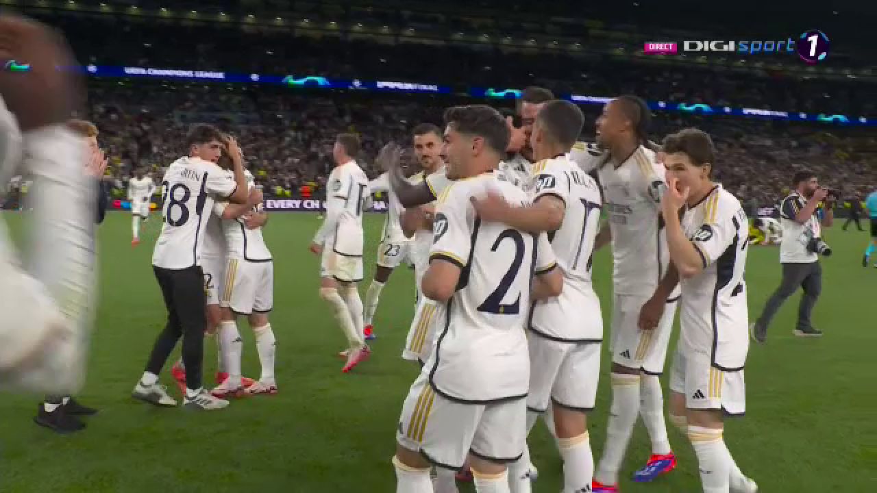 „Explozie” pe teren! Cum au sărbătorit jucătorii de la Real Madrid după triumful din Champions League_26