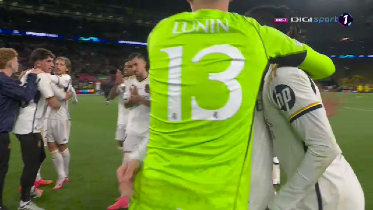 „Explozie” pe teren! Cum au sărbătorit jucătorii de la Real Madrid după triumful din Champions League_28
