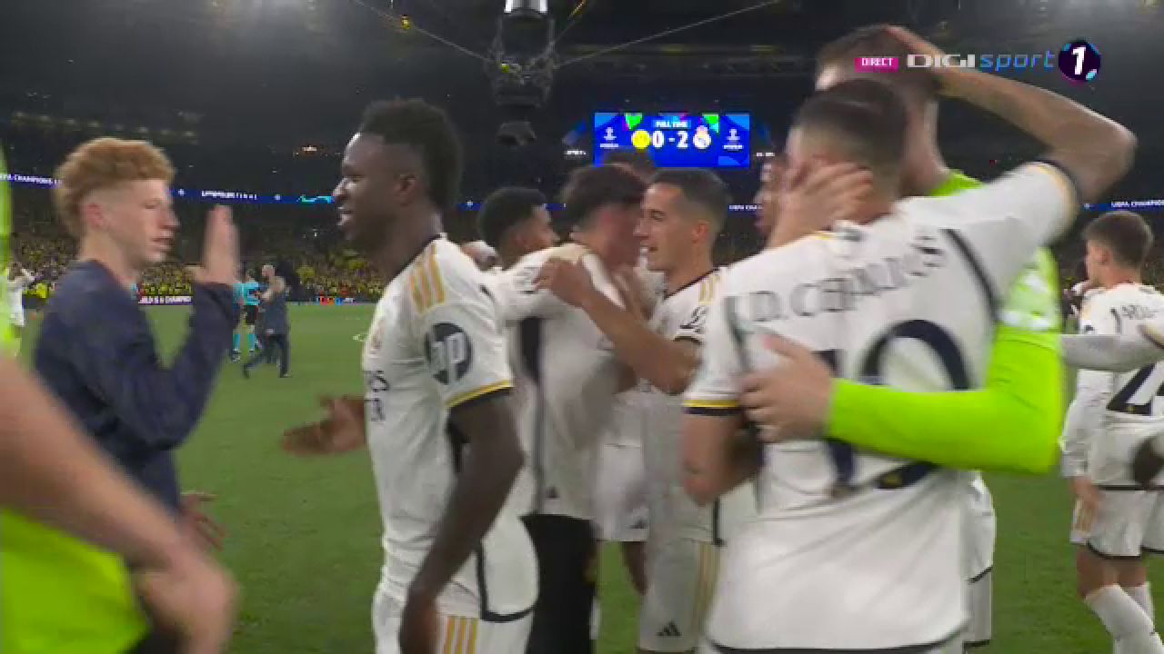 „Explozie” pe teren! Cum au sărbătorit jucătorii de la Real Madrid după triumful din Champions League_35