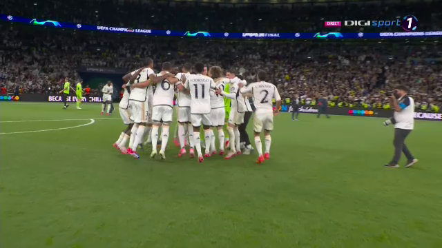 „Explozie” pe teren! Cum au sărbătorit jucătorii de la Real Madrid după triumful din Champions League_43