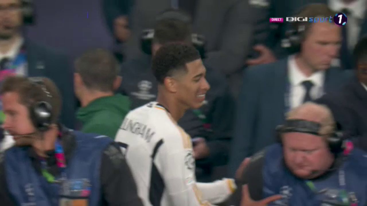 „Explozie” pe teren! Cum au sărbătorit jucătorii de la Real Madrid după triumful din Champions League_61
