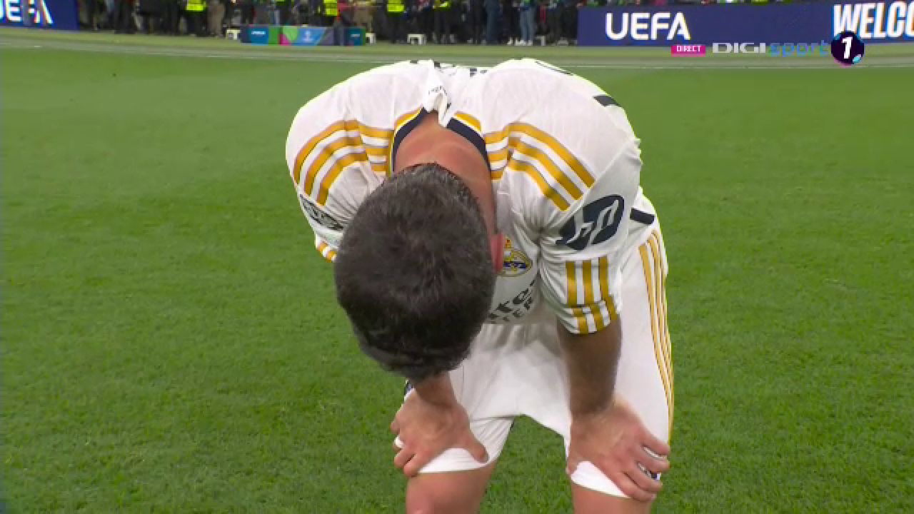 „Explozie” pe teren! Cum au sărbătorit jucătorii de la Real Madrid după triumful din Champions League_74