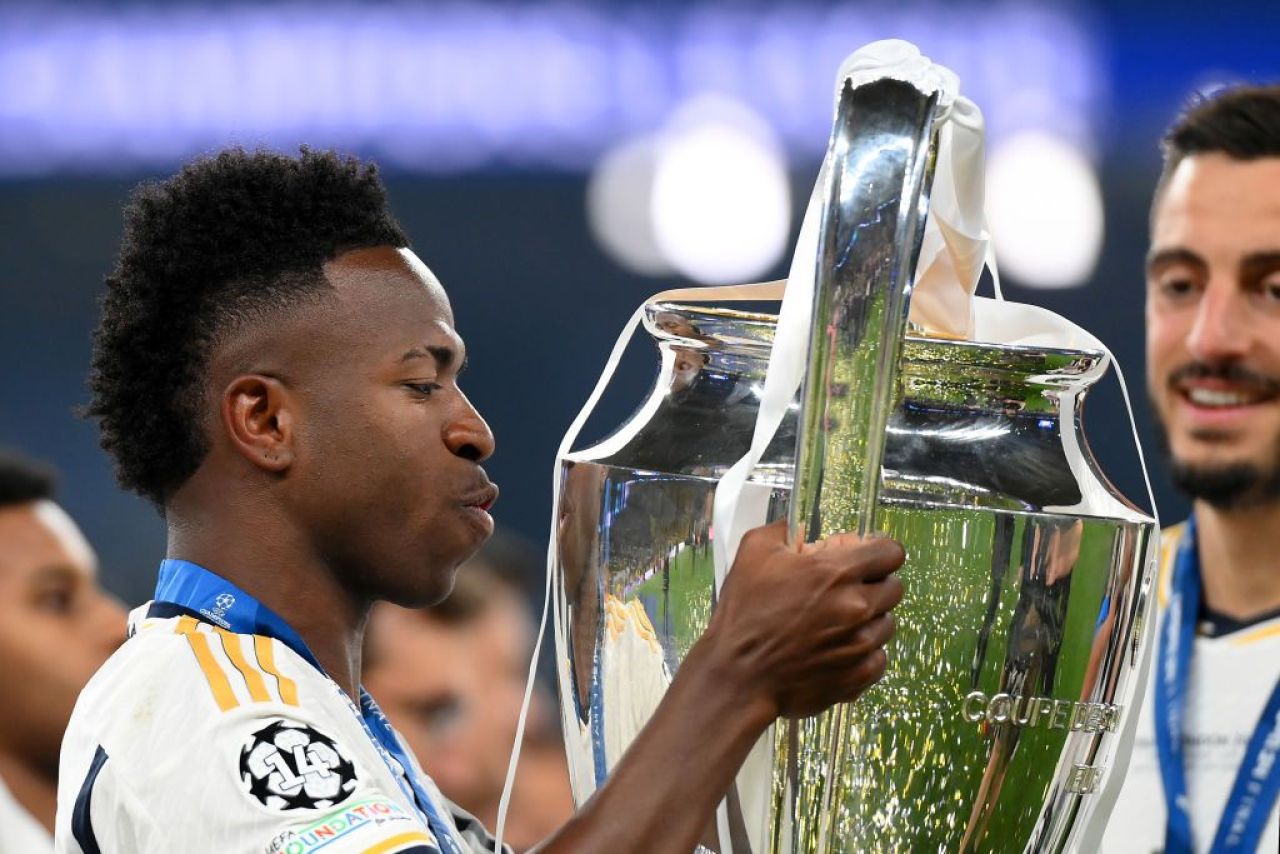 Real Madrid, încoronată pentru a 15-a oară campioană a Europei! Imagini de la decernarea trofeului_12