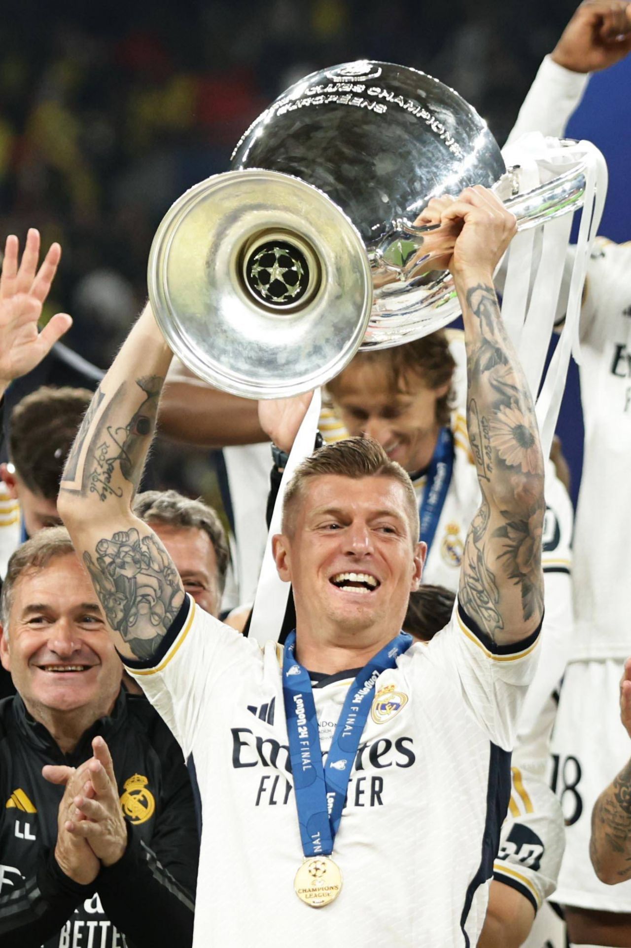 Un român a câștigat un milion de euro după Borussia Dortmund - Real Madrid 0-2. Detalii, în această seară, la Știrile din Sport de la Pro TV_2