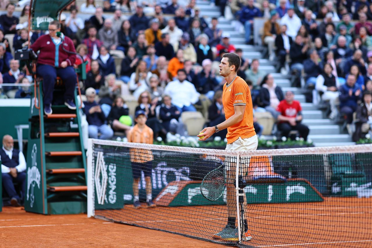 Uluitor! A cerut ca arbitrul să fie schimbat în timpul meciului: reacția lui Dimitrov la momentul turneului de la Roland Garros_3
