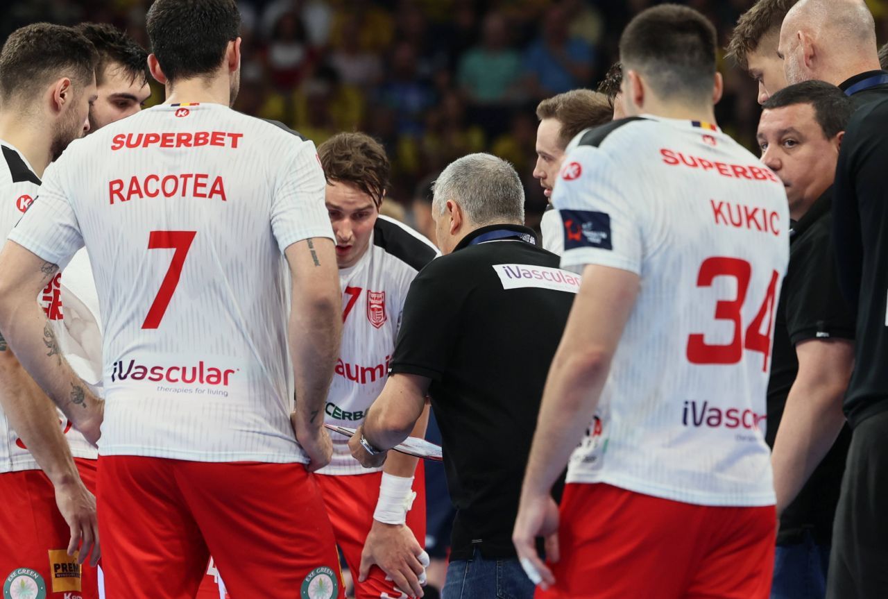 Xavi Pascual pleacă de la Dinamo! Va antrena un colos al Europei _1