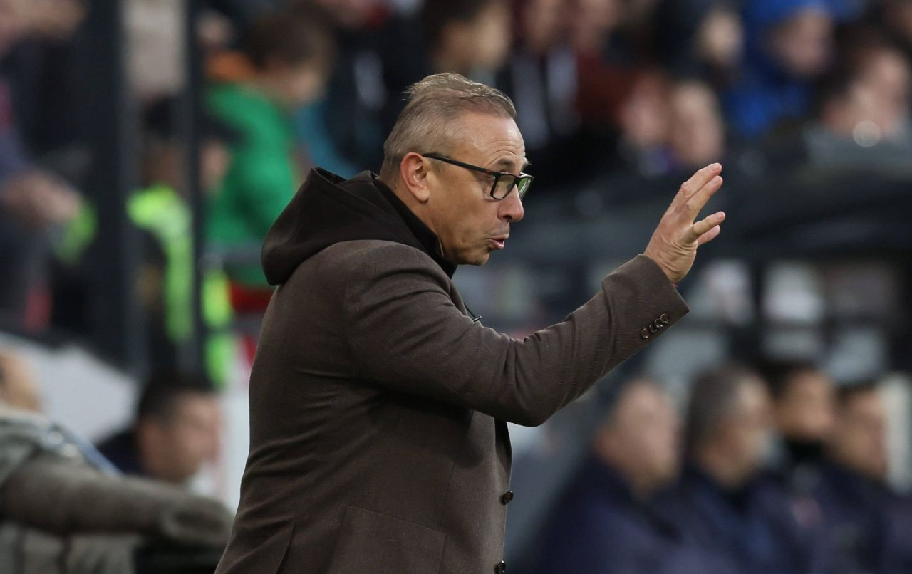 Selecționerul Bulgariei consideră că naționala Rom&acirc;niei e echipa perfectă pentru a le ridica moralul jucătorilor săi