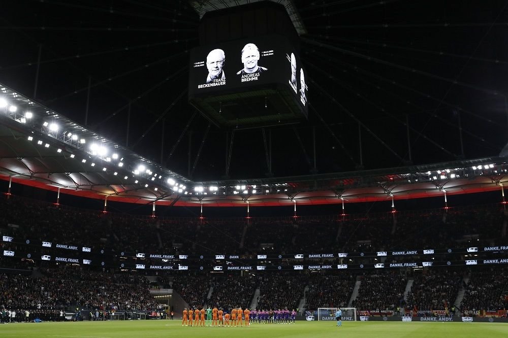 Stadionul din Frankfurt, tras la indigo cu Arena Națională. Aici va juca România ultimul meci din Grupa E_3