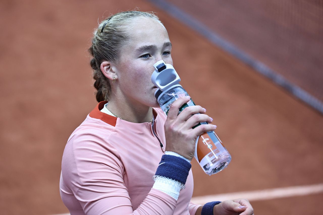 Rusoaica de 17 ani Mirra Andreeva este în sferturi la Roland Garros! Duel de foc pentru un loc în semifinale_3