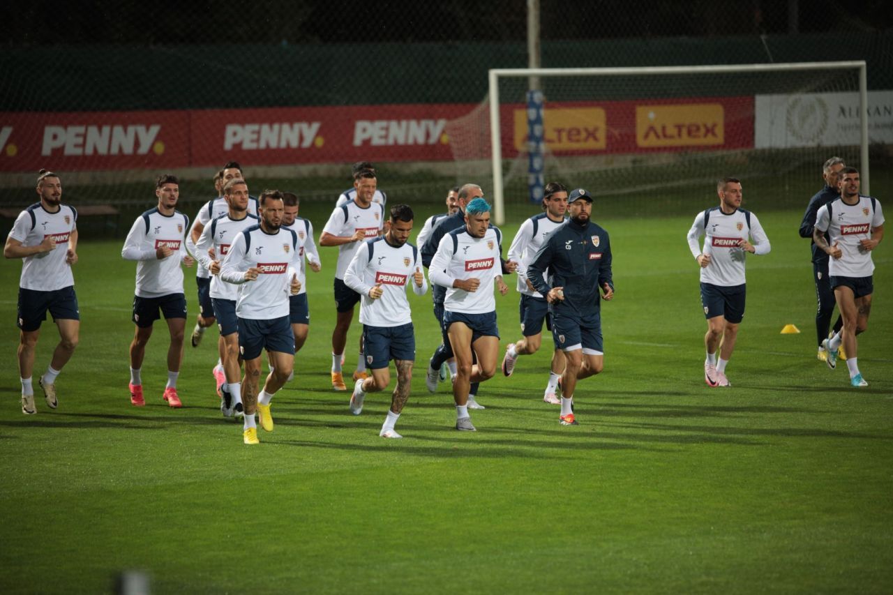 Fotografii de la antrenamentul oficial al