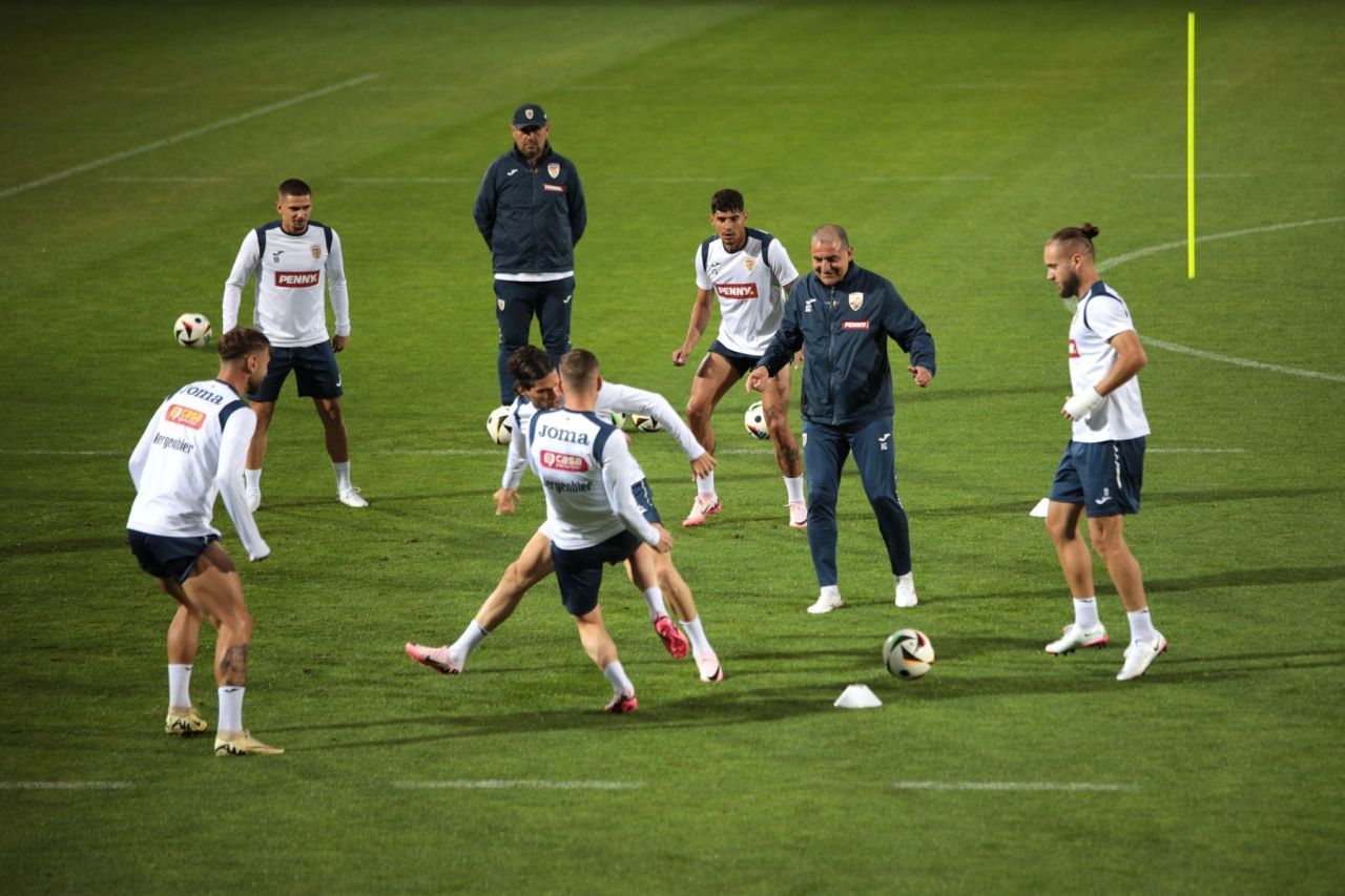 Fotografii de la antrenamentul oficial al