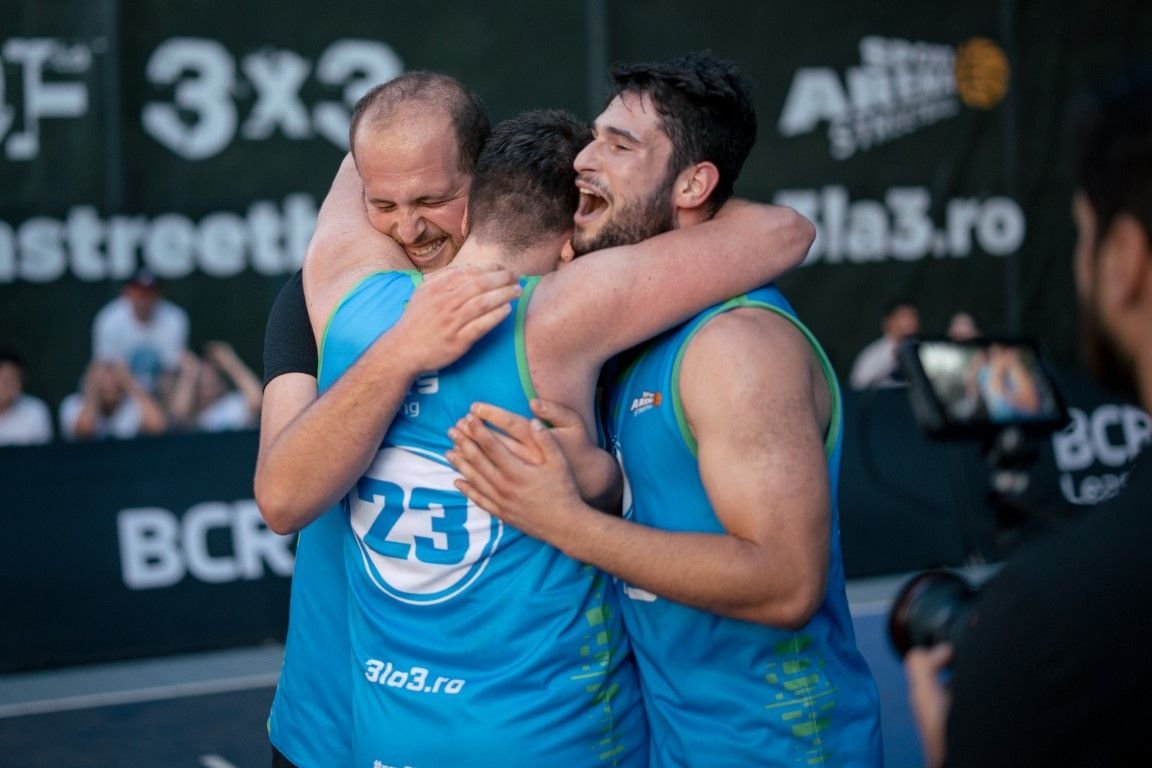 De la pucul de hochei, la mingea de baschet: Distracție pe teren și în afara lui la BCR Sport Arena Streetball Brașov_4