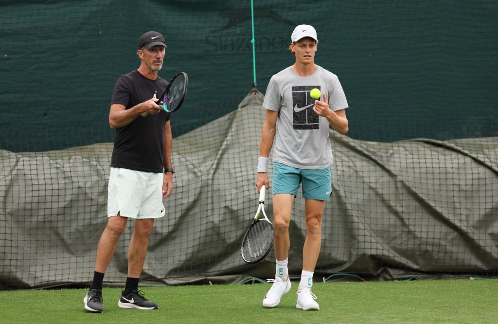 Reacția lui Darren Cahill după ce Jannik Sinner i-a călcat pe urme Simonei Halep și a devenit număr unu mondial_13