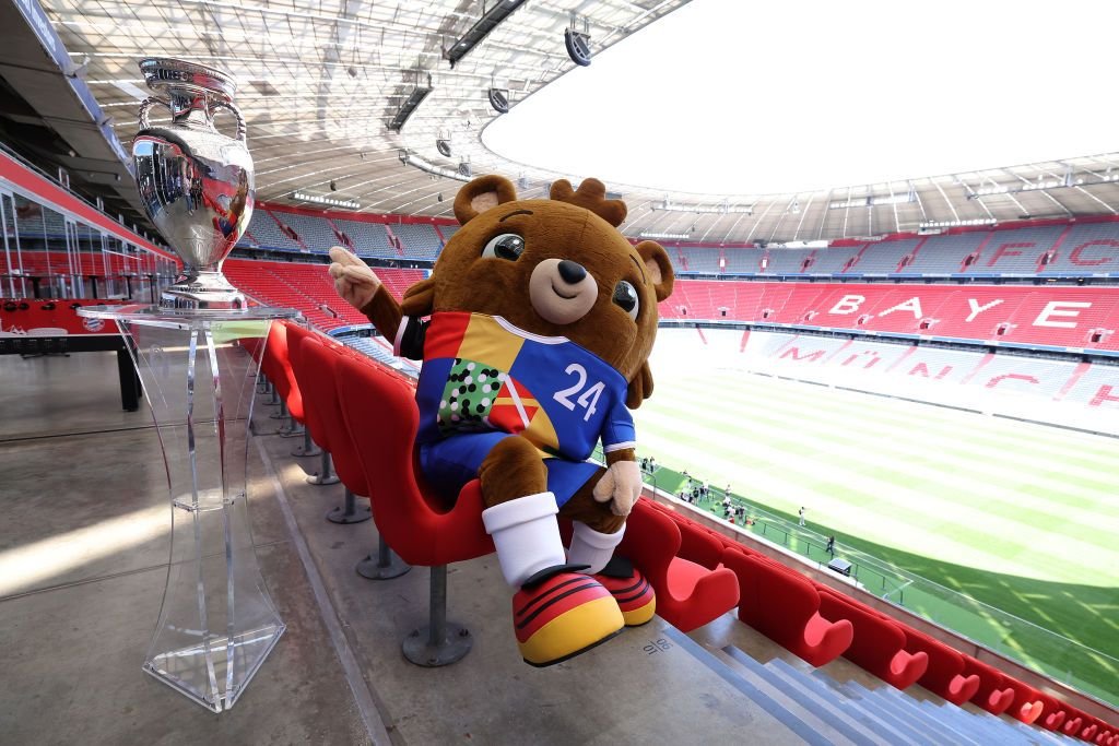 Turul stadioanelor de la EURO 2024 | Arena emblematică din Munchen găzduiește șase meciuri la turneul final_4