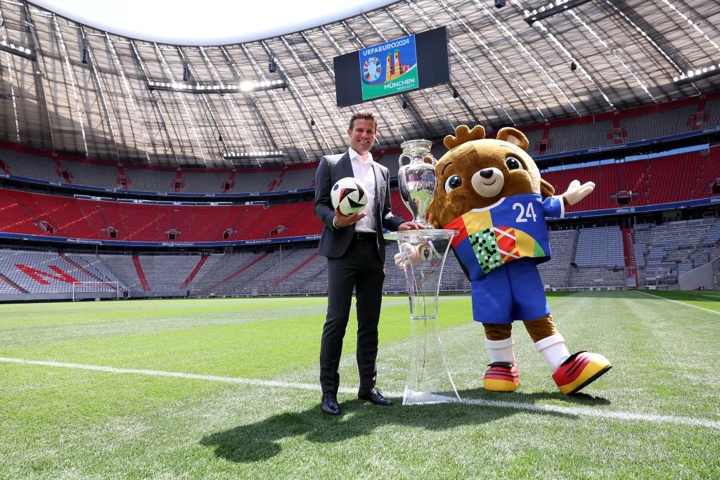 Turul stadioanelor de la EURO 2024 | Arena emblematică din Munchen găzduiește șase meciuri la turneul final_9