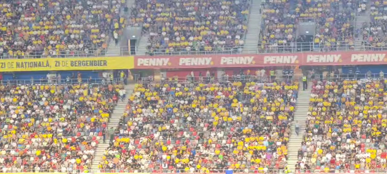 Atmosferă superbă pe Ghencea! Cum arată tribunele la România - Bulgaria_6