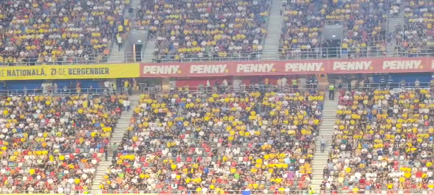 Atmosferă superbă pe Ghencea! Cum arată tribunele la România - Bulgaria_7