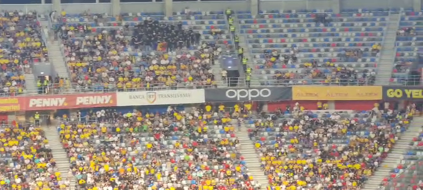 Atmosferă superbă pe Ghencea! Cum arată tribunele la România - Bulgaria_21