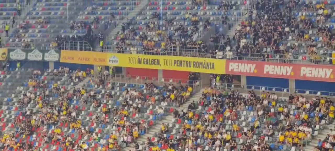 Atmosferă superbă pe Ghencea! Cum arată tribunele la România - Bulgaria_28