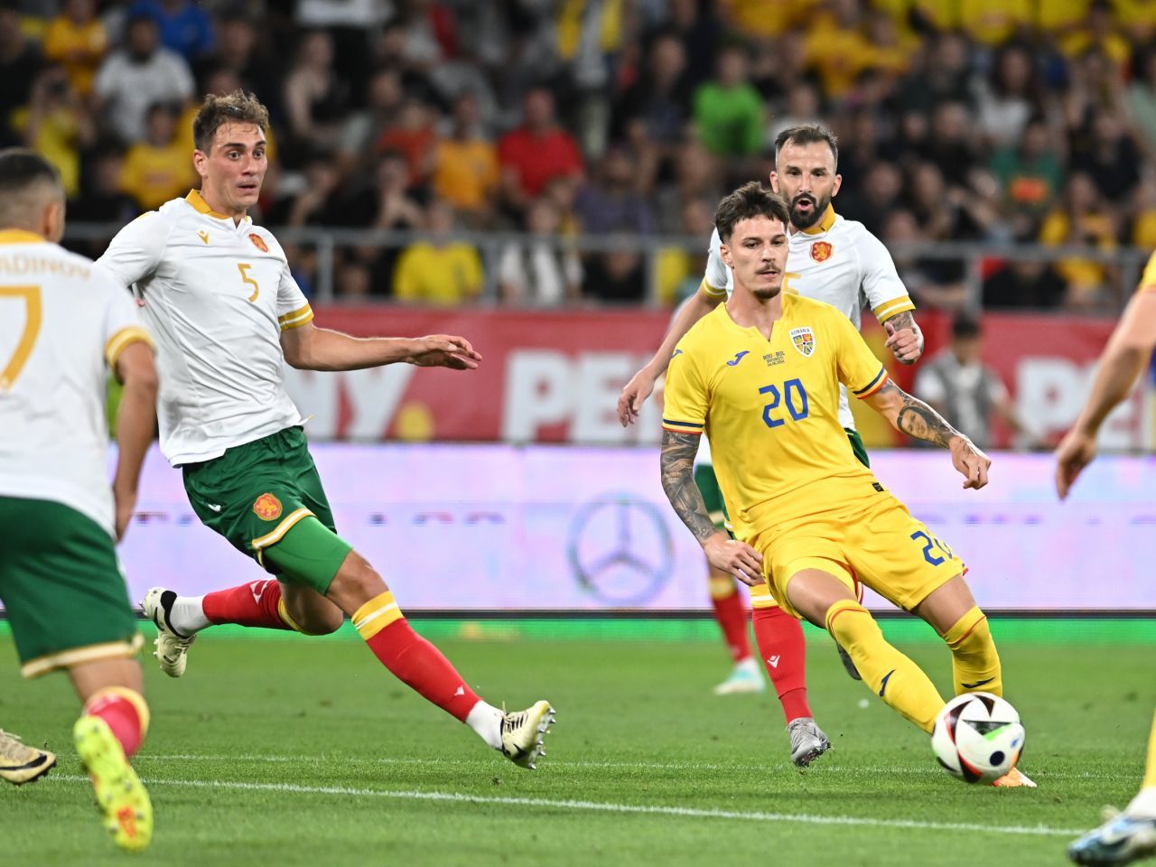 România - Bulgaria 0-0. Tricolorii remizează în primul ”antrenament” înainte de EURO 2024. Dennis Man a ratat un penalty_7