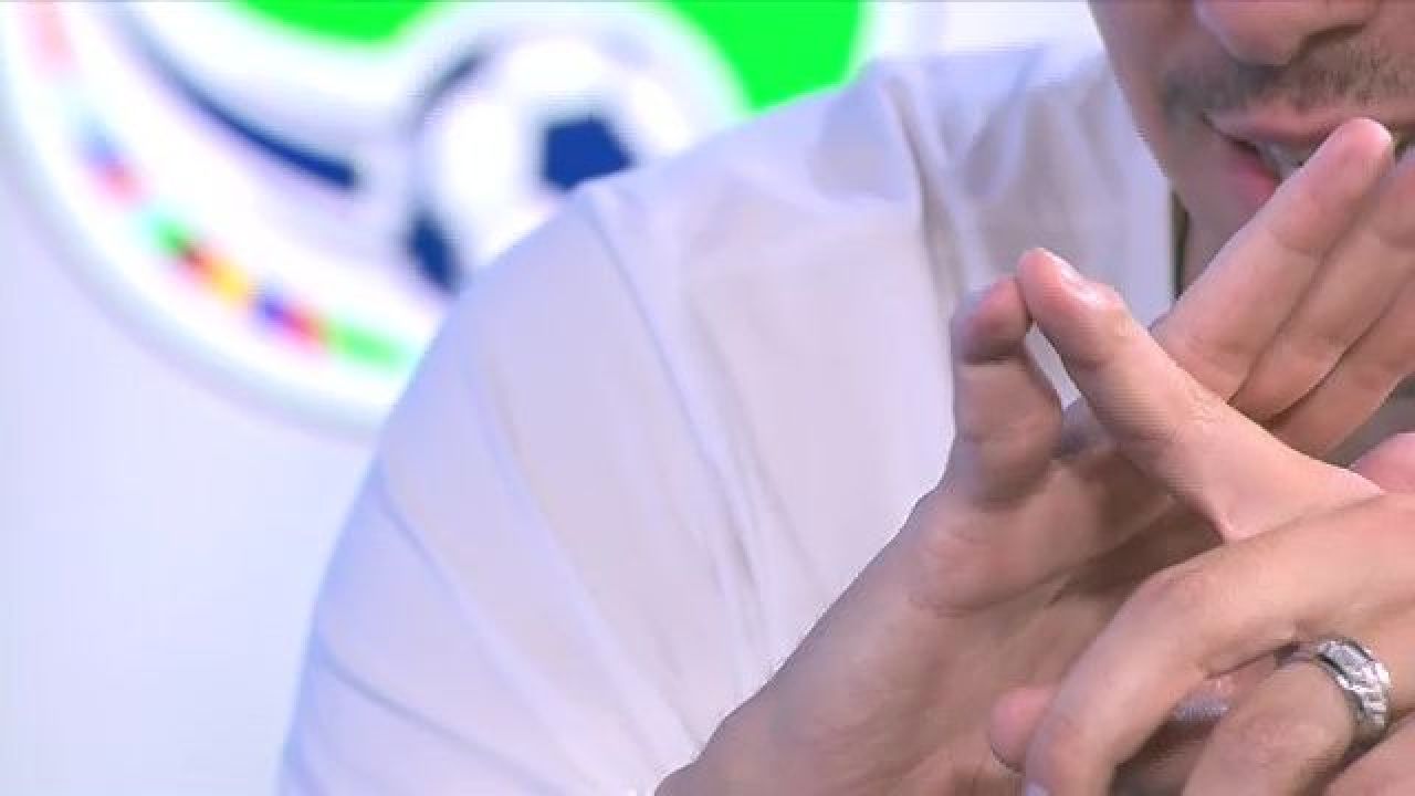 Așa arată mâna lui Costel Pantilimon după o carieră de portar: