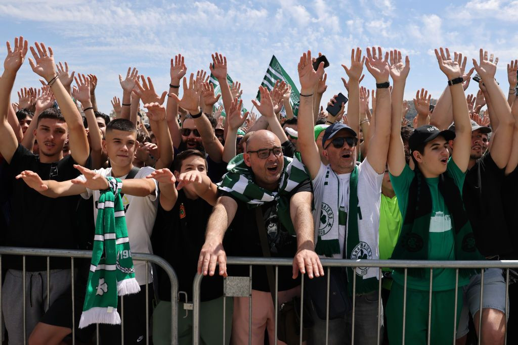 Pe urmele tatălui? Edi Iordănescu poate deveni rivalul lui Răzvan Lucescu în Grecia_6