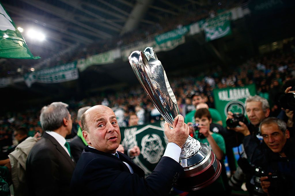 Pe urmele tatălui? Edi Iordănescu poate deveni rivalul lui Răzvan Lucescu în Grecia_9