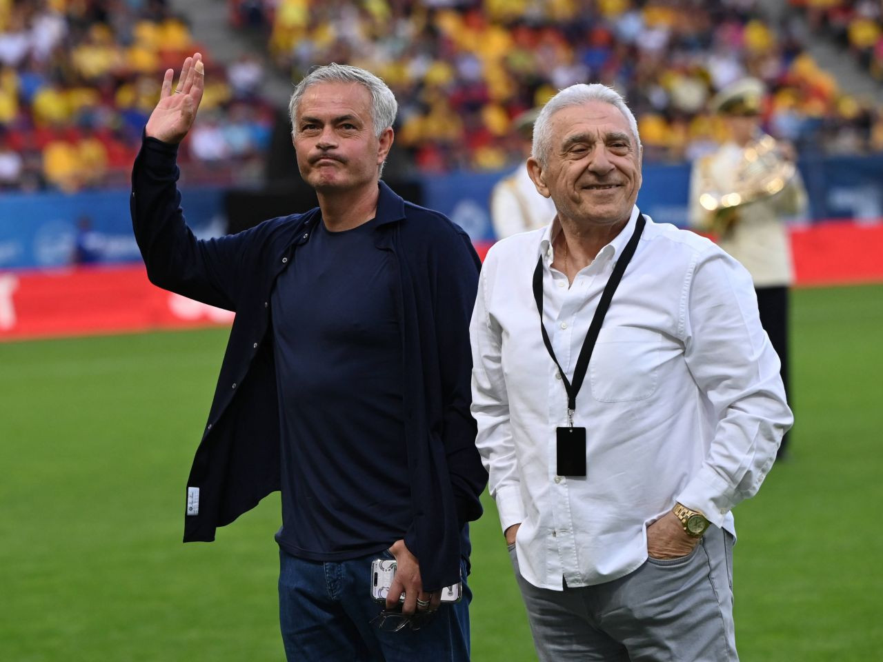 Ce mesaj i-a transmis Jose Mourinho lui Giovanni Becali_12