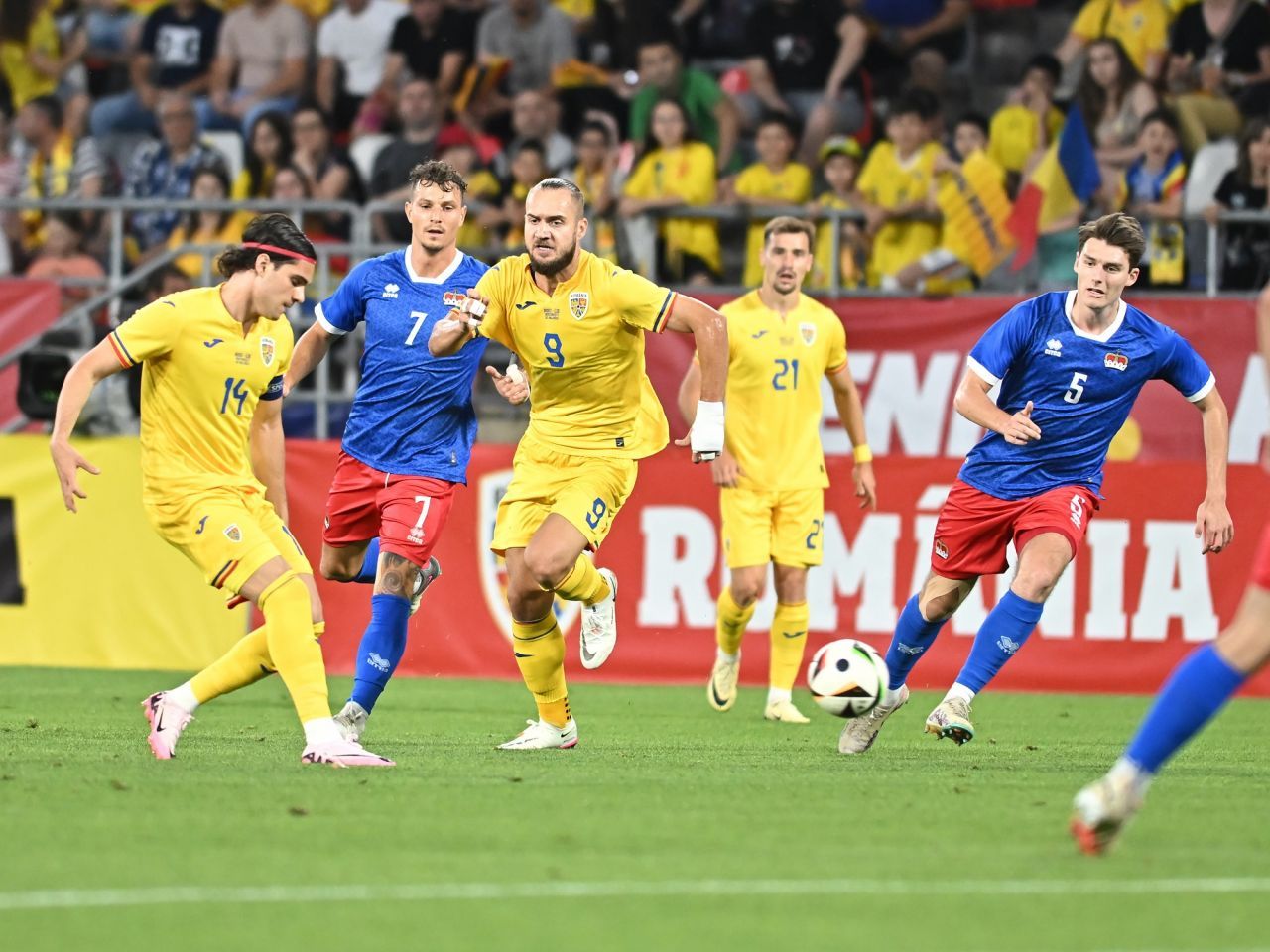 România - Liechtenstein 0-0. Multe ocazii, niciun gol! Tricolorii merg la EURO fără victorie în meciurile amicale_1