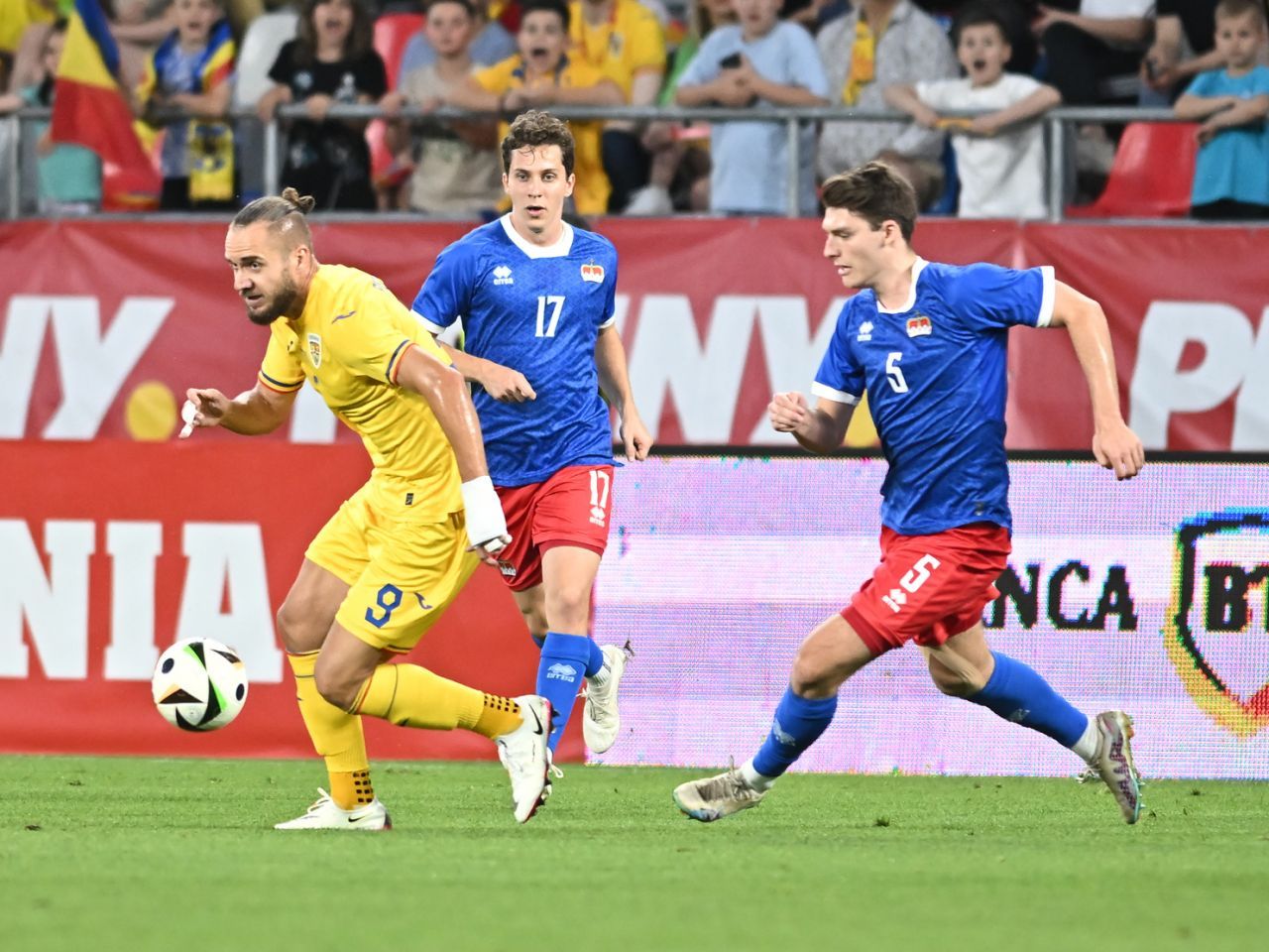 România - Liechtenstein 0-0. Multe ocazii, niciun gol! Tricolorii merg la EURO fără victorie în meciurile amicale_3