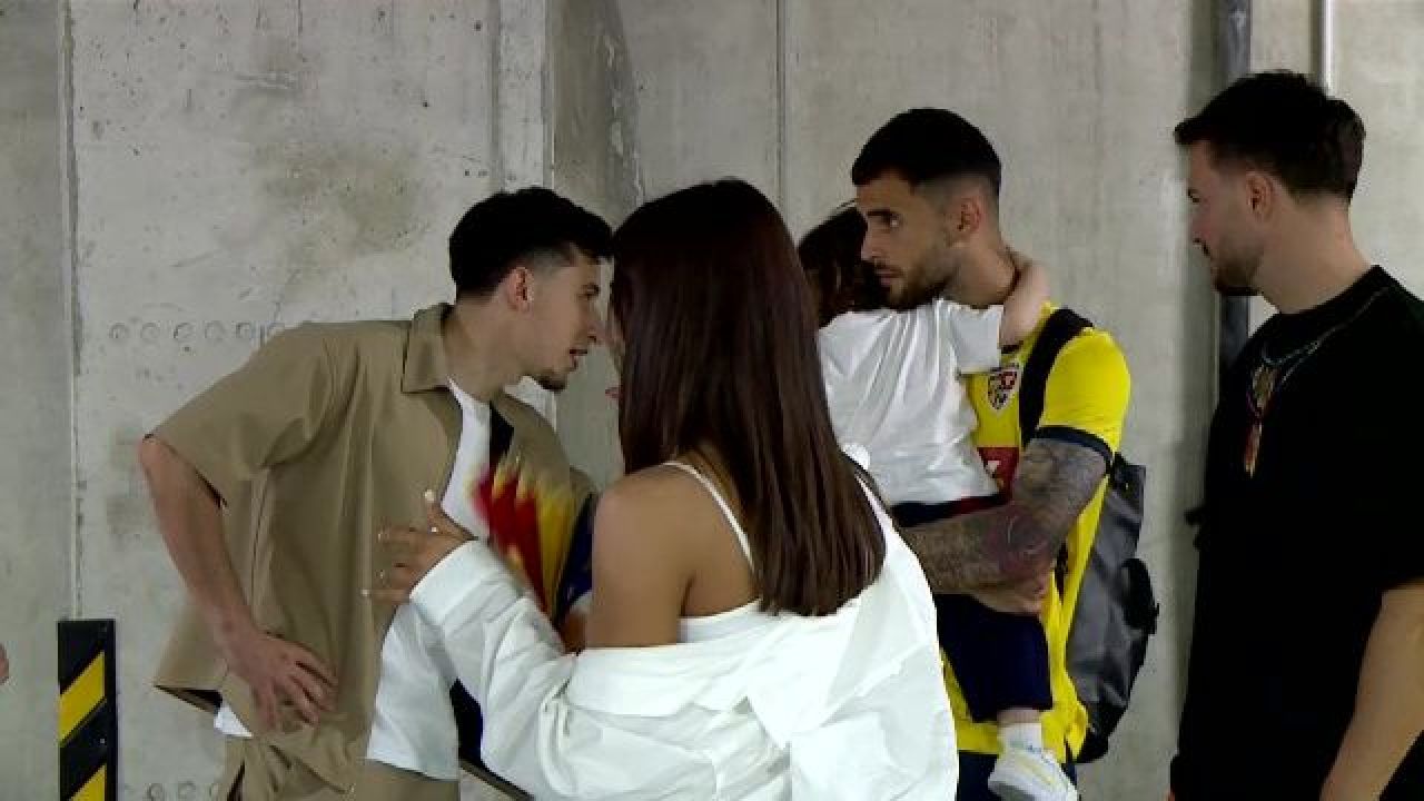 Edi Iordănescu, asaltat de fani după remiza cu Liechtenstein. Ce a făcut selecționerul imediat după meci_6