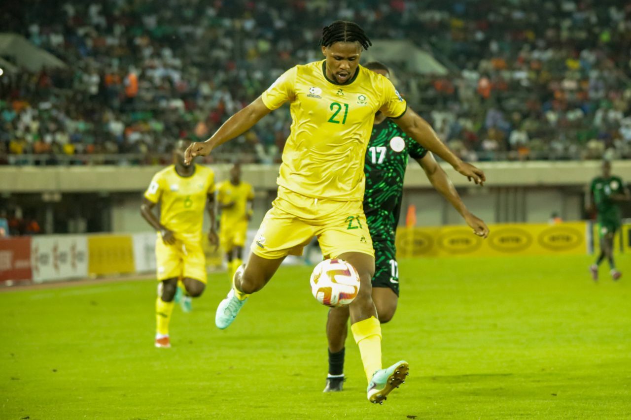 Siyabonga Ngezana de la FCSB a debutat oficial pentru naționala Africii de Sud! Cum s-a descurcat în fața atacanților Nigeriei_2