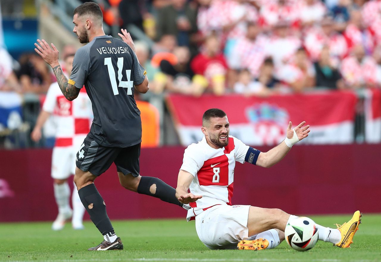 Un dinamovist, lider în grupa de calificare la Campionatul Mondial! Trei fotbaliști ai lui Dinamo au fost convocați la naționale_4