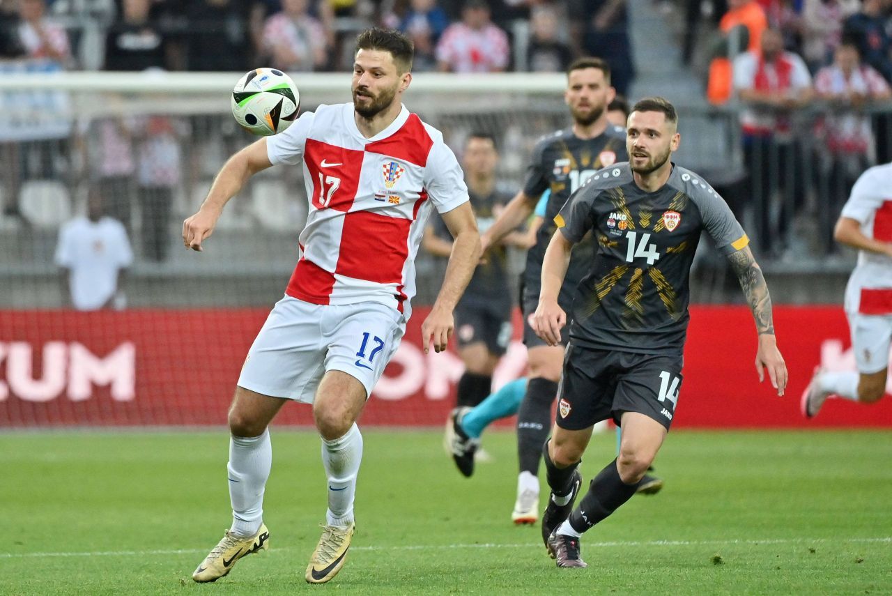 Un dinamovist, lider în grupa de calificare la Campionatul Mondial! Trei fotbaliști ai lui Dinamo au fost convocați la naționale_7