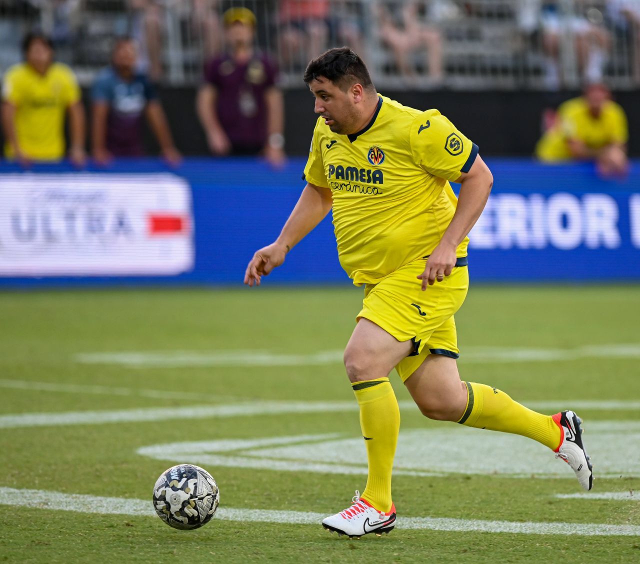 A intrat în istorie drept cel mai tânăr marcator din La Liga, dar acum surprinde prin fizicul lui_2