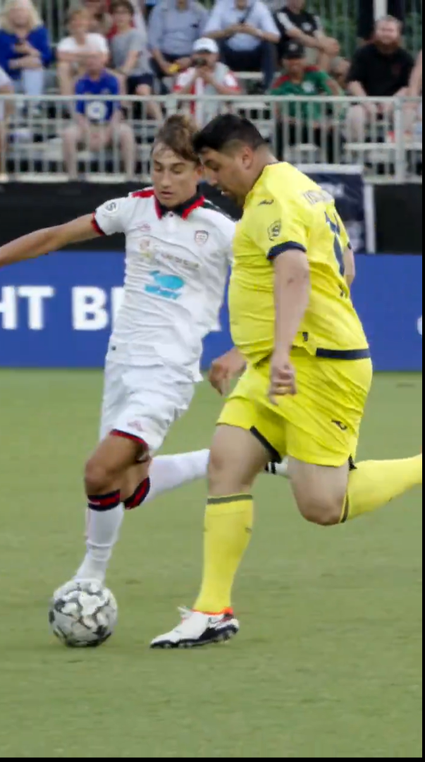 A intrat în istorie drept cel mai tânăr marcator din La Liga, dar acum surprinde prin fizicul lui_10